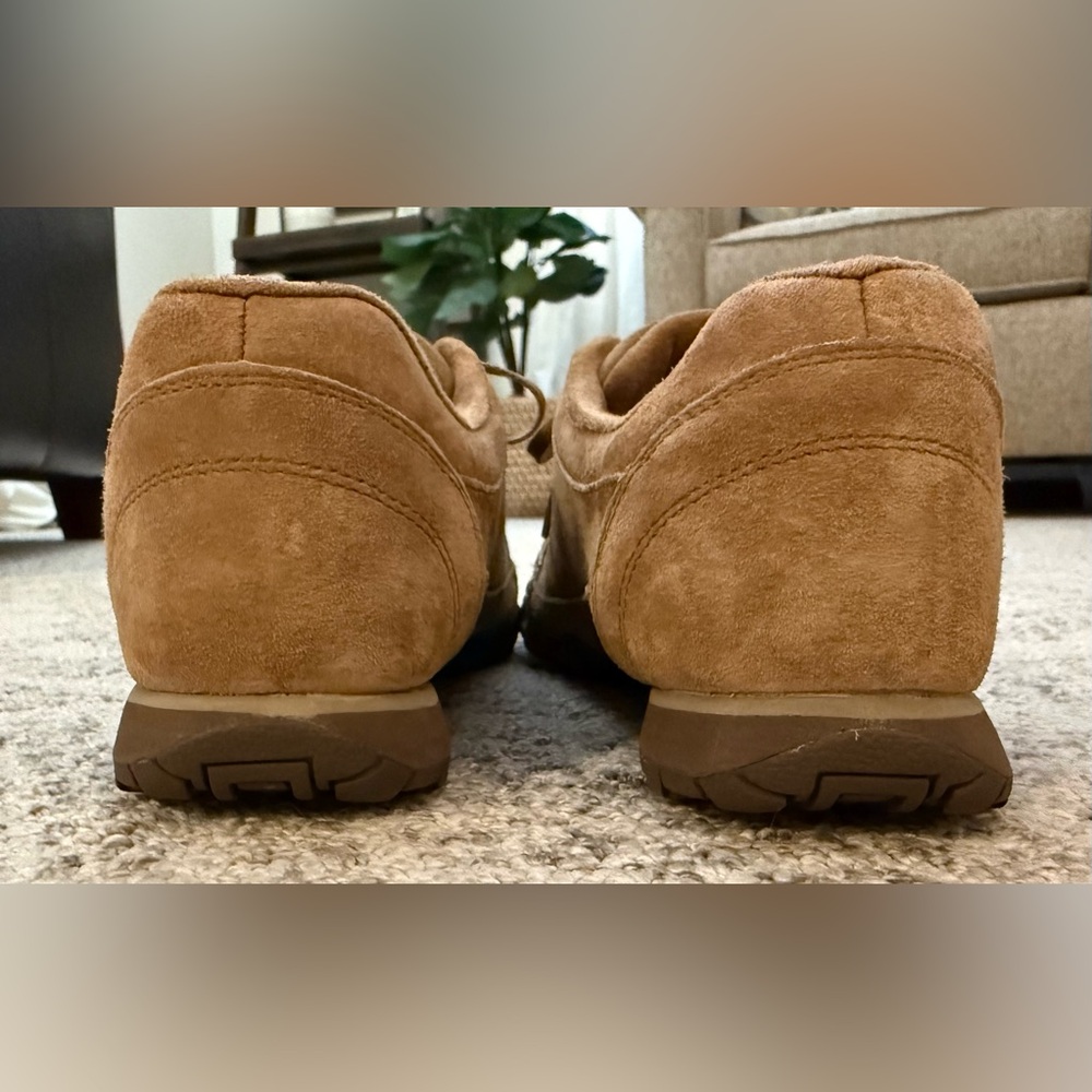 Skechers Relaxed Fit Memory Foam Tan Shoes Sz 9 - Picture 4 of 8